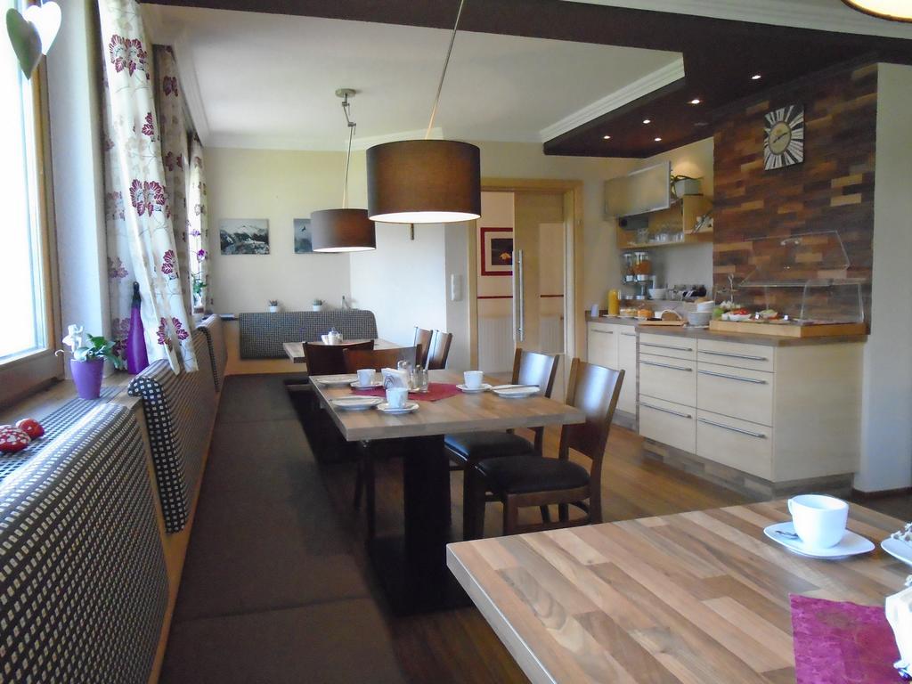 שלאדמינג Appartements-Pension Lindenheim מראה חיצוני תמונה