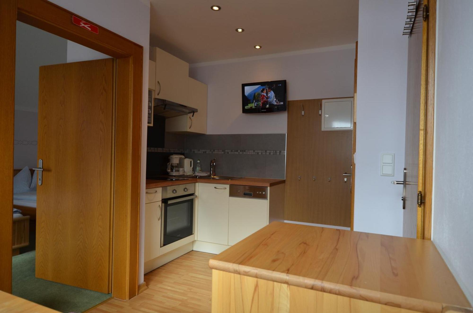 שלאדמינג Appartements-Pension Lindenheim חדר תמונה